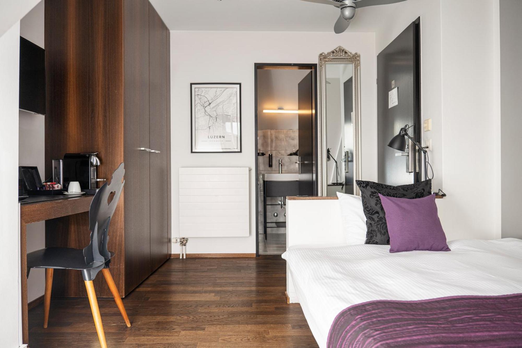 Boutique Hotel Weisses Kreuz - Adult only Hotel Lucerne Extérieur photo
