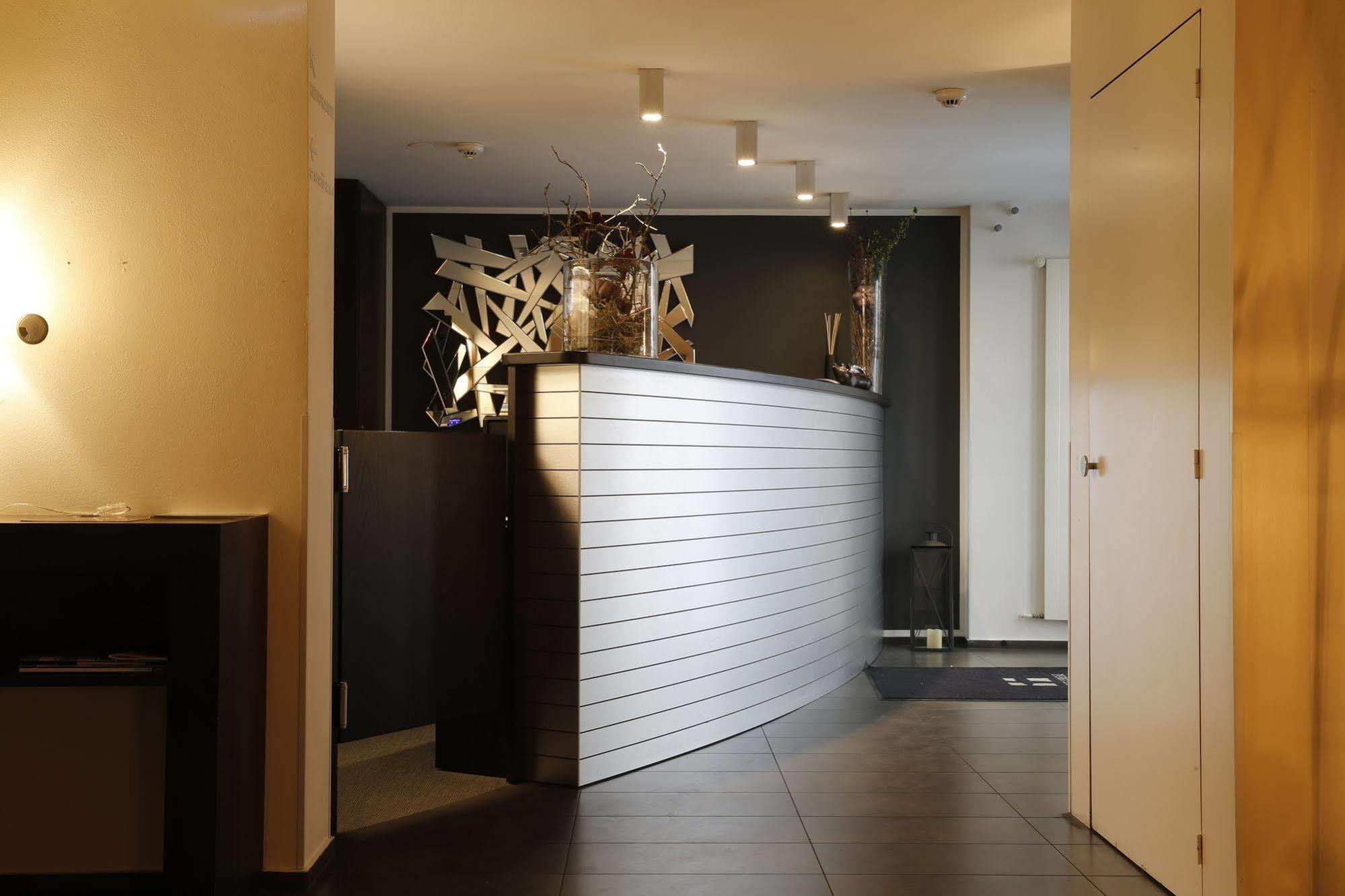 Boutique Hotel Weisses Kreuz - Adult only Hotel Lucerne Extérieur photo